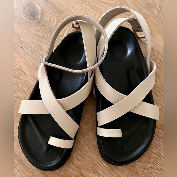 Liberté Leather Brontë Sandal in Ivory size 39 - Picture 2 of 5